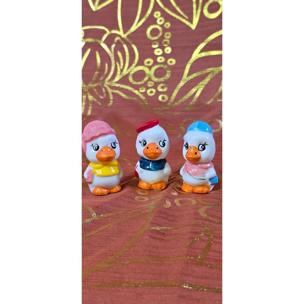 vintage ceramic duck figurines